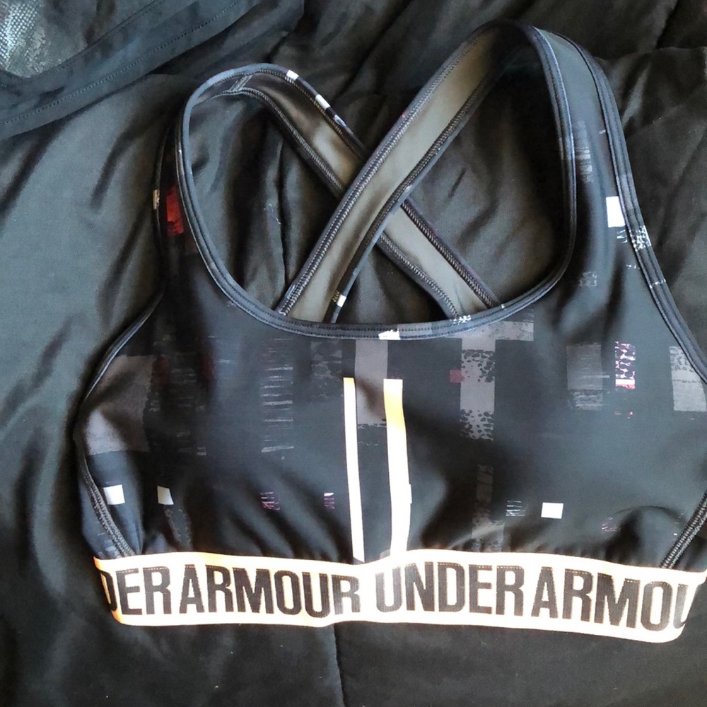 Under Armour sports bra ❤️